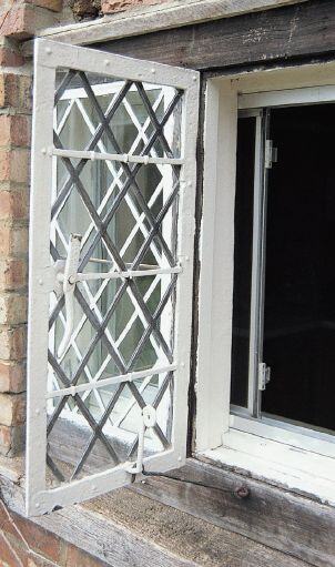 date_uncertain_casement_window